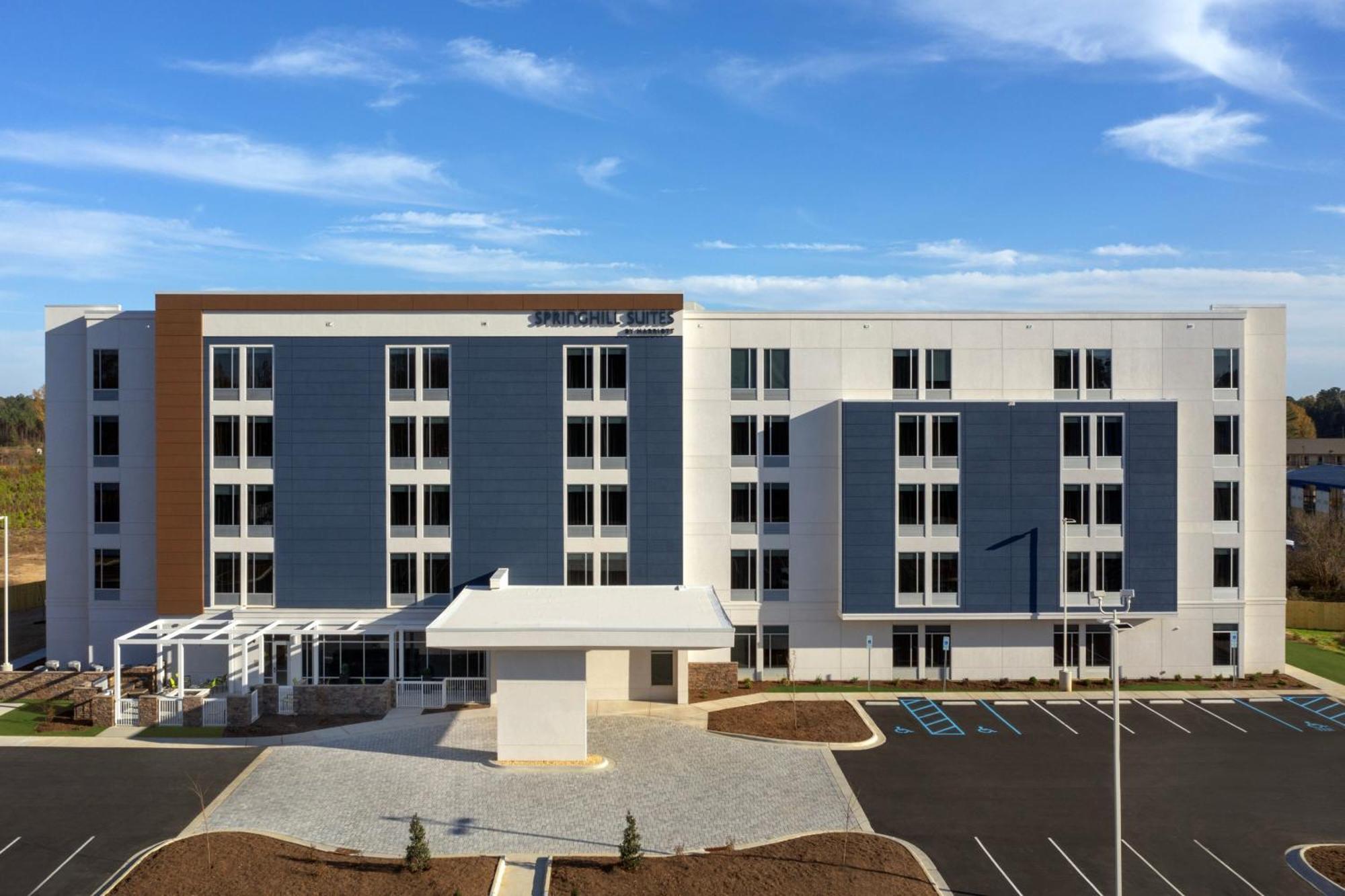 Springhill Suites By Marriott Fayetteville I-95 외부 사진