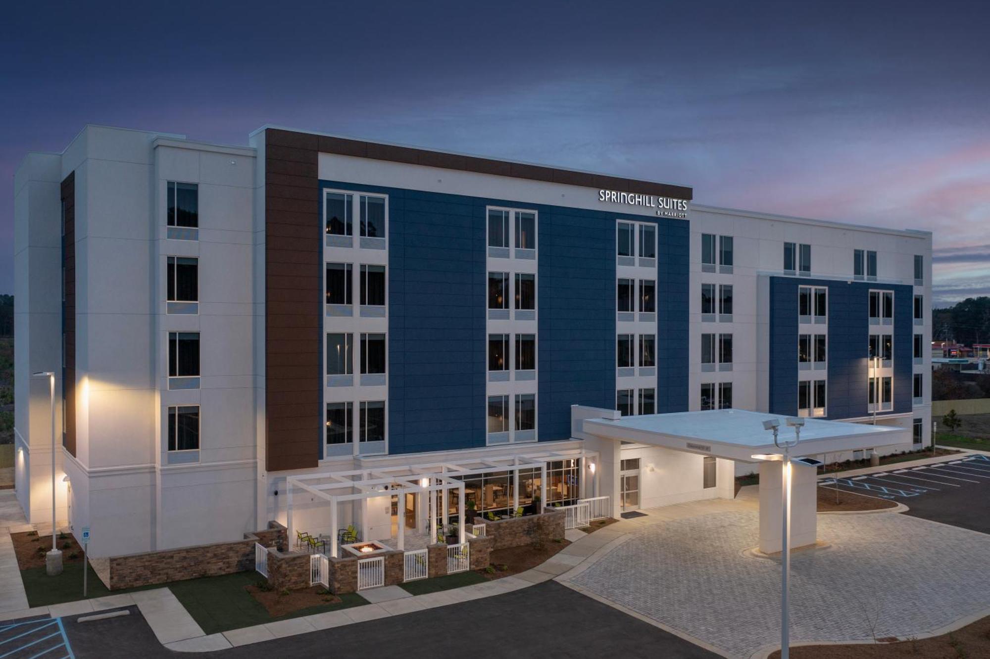 Springhill Suites By Marriott Fayetteville I-95 외부 사진